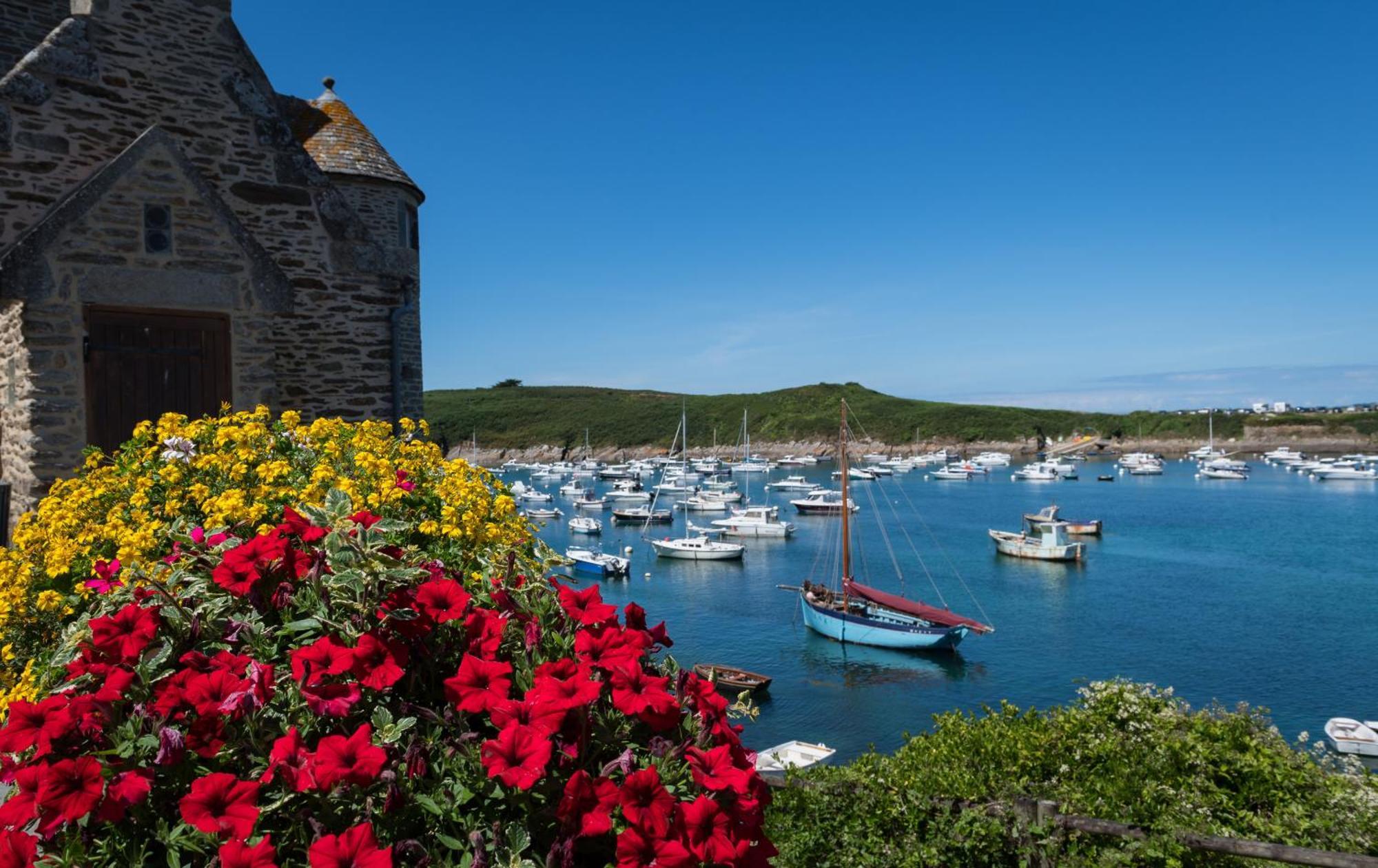 Gwel Ar Mor - Jolie Maison De Charme Renovee Proche Du Port Lanildut Eksteriør billede